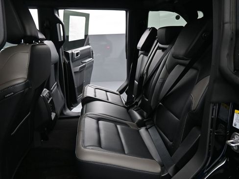 New 2026 Ford Bronco Outer Banks image 21