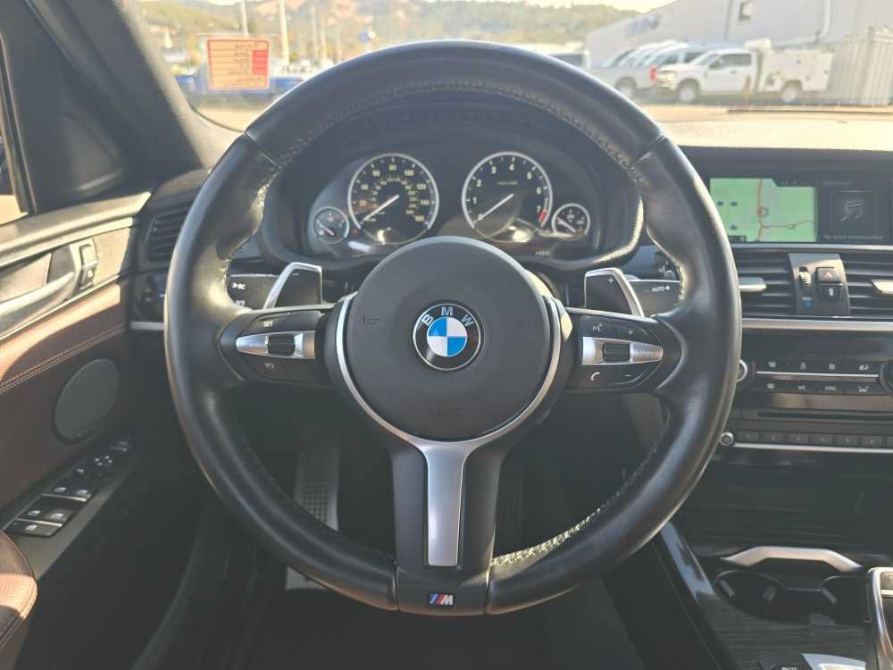 Used 2018 BMW X4 xDrive28i w/ Premium Package Enhanced AWD/4WD image 11
