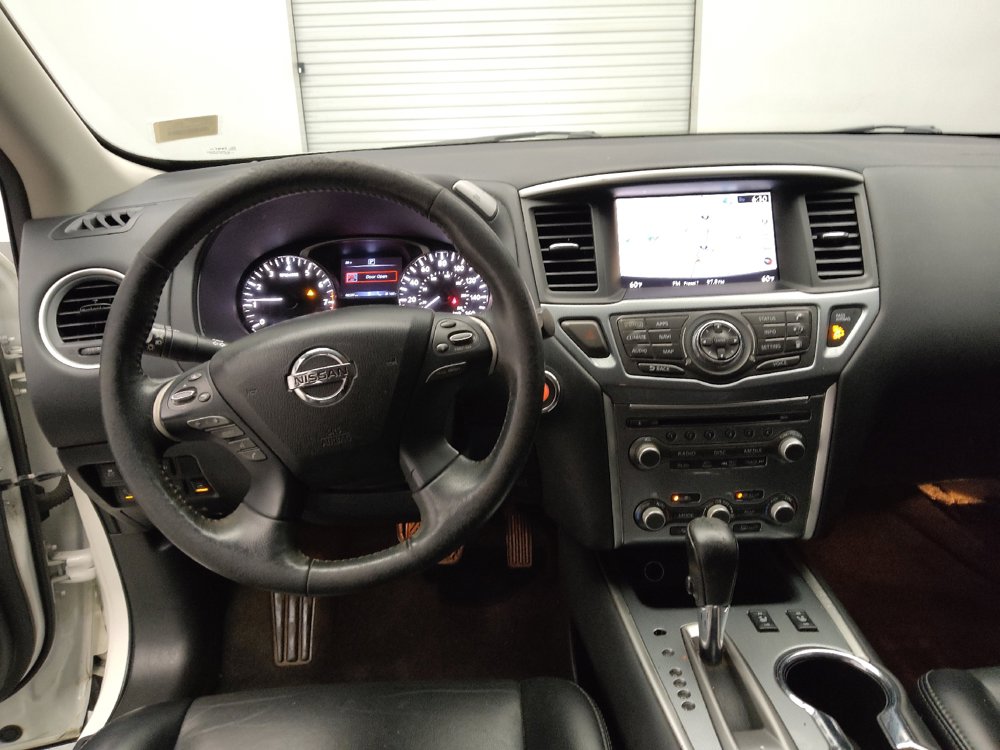 Used 2019 Nissan Pathfinder SL FWD image 22