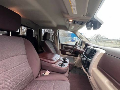 Used 2016 RAM 1500 Big Horn RWD image 11