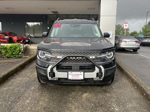 Used 2025 Ford Bronco Sport Big Bend AWD/4WD image 2