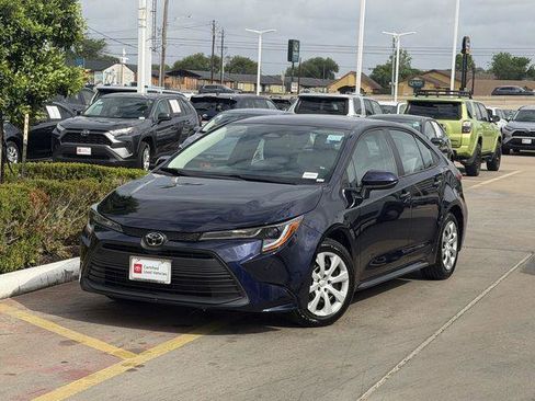 Certified 2026 Toyota Corolla LE FWD image 2