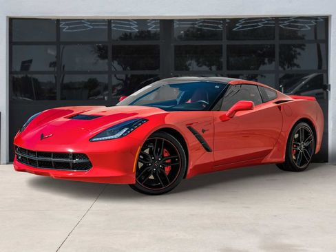 Used 2017 Chevrolet Corvette Stingray Coupe w/ 2LT Preferred Equipment Group image 1