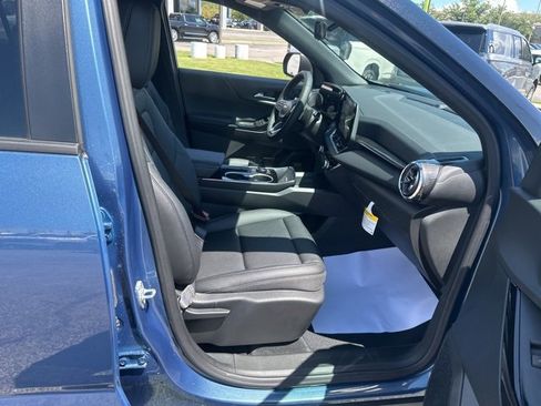 New 2026 Chevrolet Equinox LT w/ Convenience Package II image 30