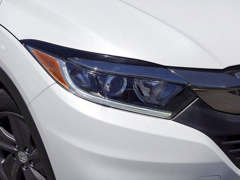 Used 2021 Honda HR-V EX image 2