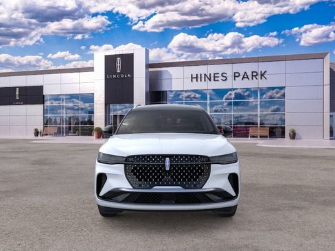 New 2026 Lincoln Nautilus Reserve AWD/4WD image 6