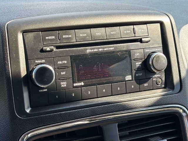 Used 2016 Dodge Grand Caravan SXT FWD image 20
