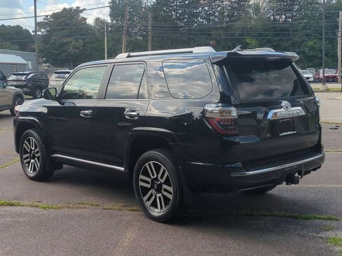 Used 2024 Toyota 4Runner Limited AWD/4WD image 6