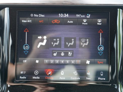 Used 2019 RAM 1500 Laramie AWD/4WD image 24