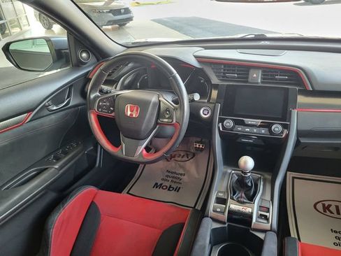 Used 2017 Honda Civic Type R image 13