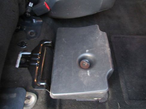 Used 2012 Ford F150 Lariat w/ Lariat Chrome Pkg image 35