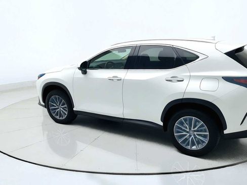 Used 2024 Lexus NX 250 FWD image 5