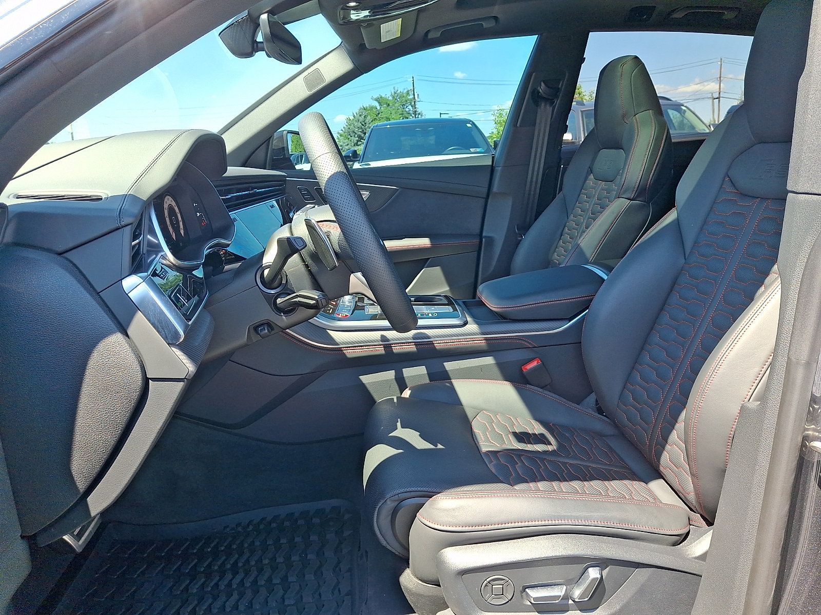 Used 2026 Audi RS Q8 performance AWD/4WD image 14