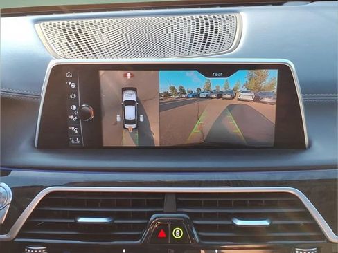 Used 2016 BMW 750i RWD image 20