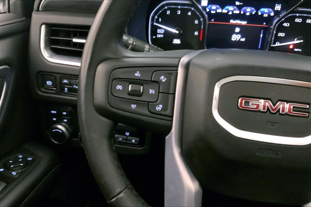 Used 2021 GMC Yukon SLT w/ SLT Luxury Plus Package AWD/4WD image 18