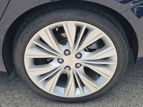 Used 2018 Chevrolet Impala Premier w/ Premier Confidence Package FWD image 8