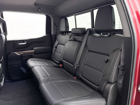 Used 2019 Chevrolet Silverado 1500 LT Trail Boss AWD/4WD image 29