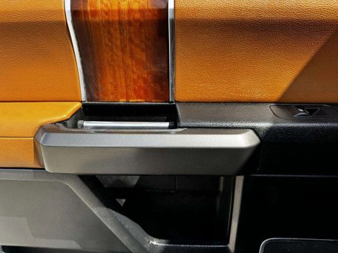 Used 2017 Ford F150 Limited image 36