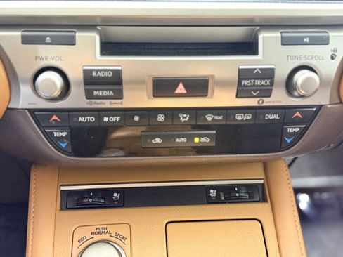 Used 2018 Lexus ES 350 ES 350 Sedan 4D image 20