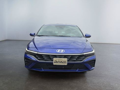 Used 2025 Hyundai Elantra SEL FWD image 8
