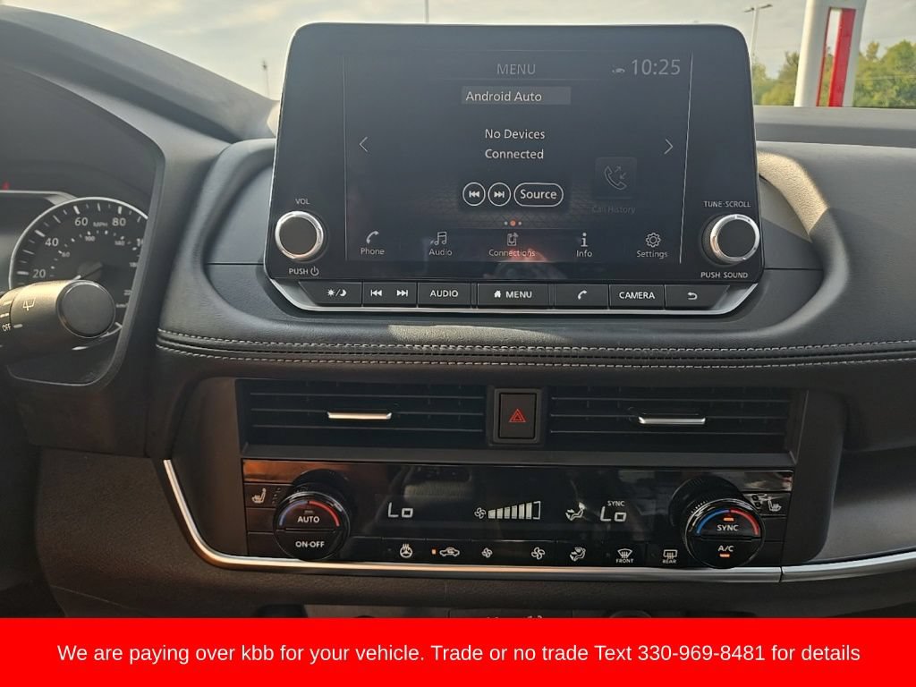 Used 2024 Nissan Rogue SV w/ SV Premium Package AWD/4WD image 18