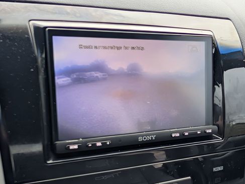 Used 2008 Toyota Tundra 4x4 CrewMax image 11