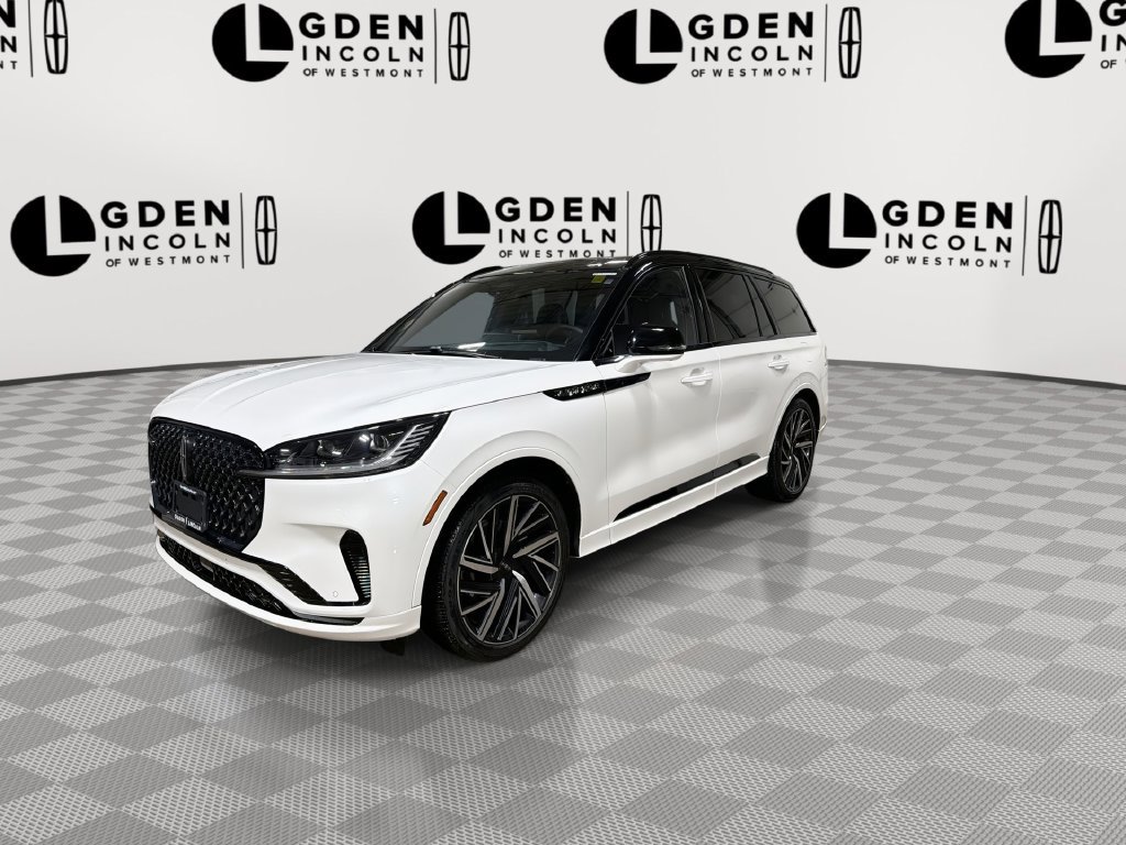 Used 2025 Lincoln Aviator Black Label w/ Black Label Special Edition AWD/4WD image 4