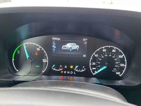 Used 2022 Ford Maverick XLT image 37