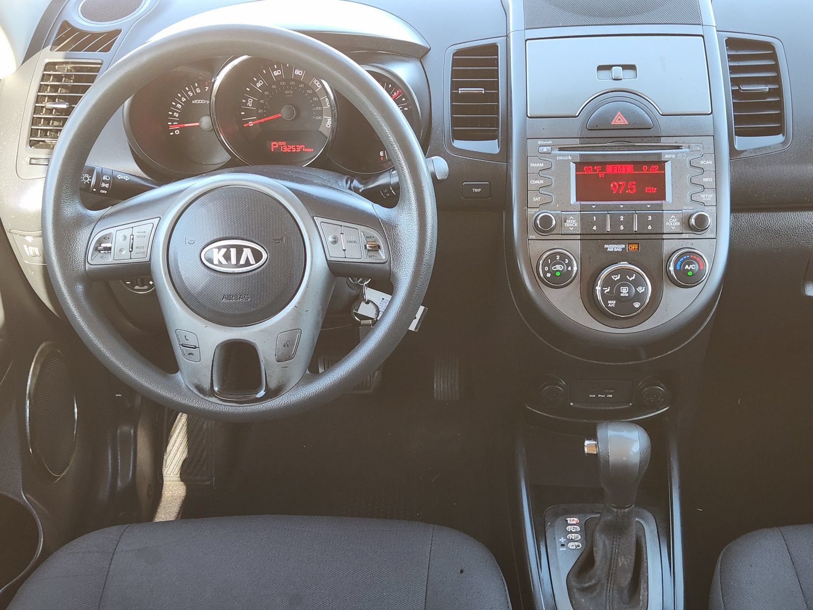 Used 2011 Kia Soul + w/ Audio Pkg FWD image 30