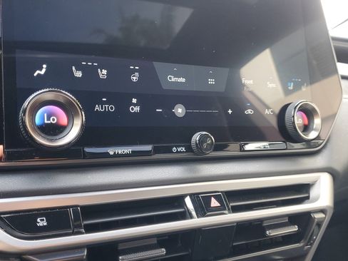 Certified 2023 Lexus RX 350 Premium Plus w/ Cold Area Package image 29