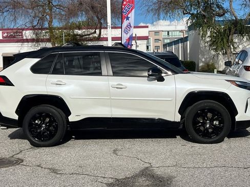 Certified 2022 Toyota RAV4 XSE image 2