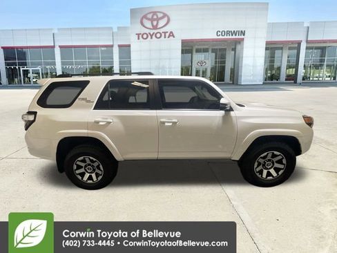 Used 2021 Toyota 4Runner TRD Off-Road Premium image 9