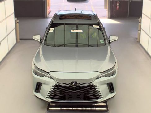 Used 2026 Lexus RX 350 Premium w/ Convenience Package AWD/4WD image 2