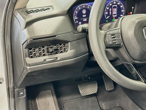 Used 2025 Honda Accord LX image 16