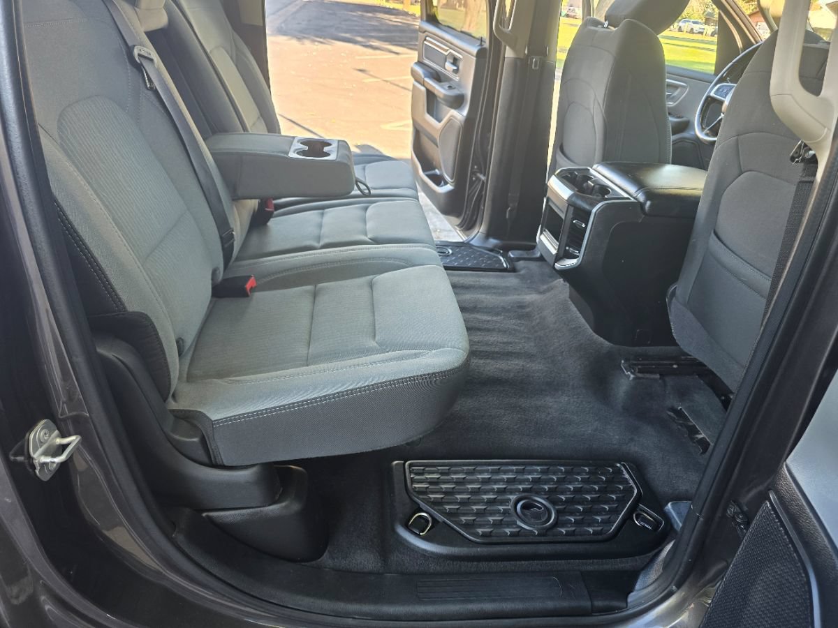 Used 2020 RAM 1500 Big Horn AWD/4WD image 31