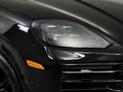 Certified 2026 Porsche Cayenne Coupe AWD/4WD image 39