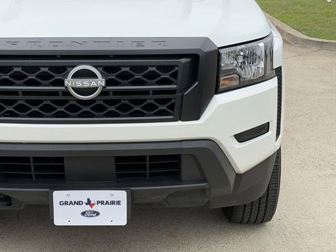 Used 2024 Nissan Frontier S image 10