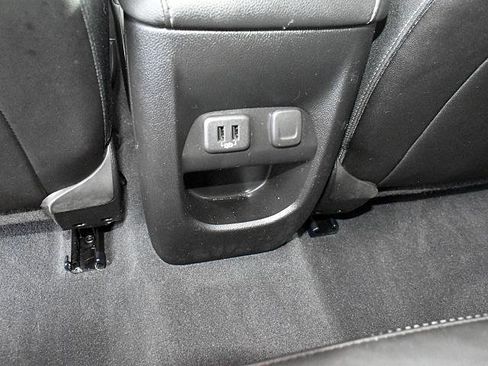 Used 2019 Chevrolet Colorado ZR2 w/ ZR2 Dusk Special Edition image 16