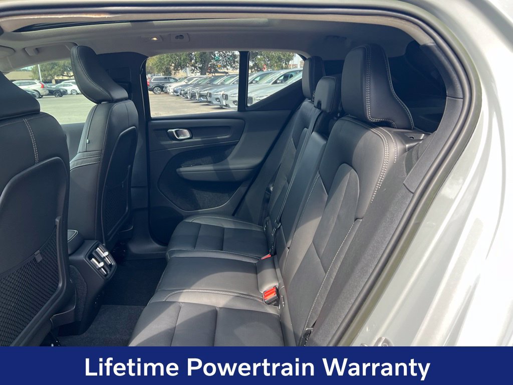 Certified 2024 Volvo XC40 B5 Plus w/ Protection Package Premier AWD/4WD image 22