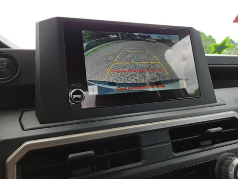 Certified 2024 Toyota Tacoma SR AWD/4WD image 32