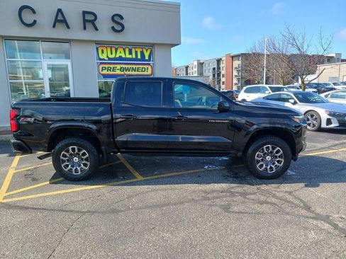 Used 2024 Chevrolet Colorado Z71 w/ Z71 Convenience Package 2 image 3