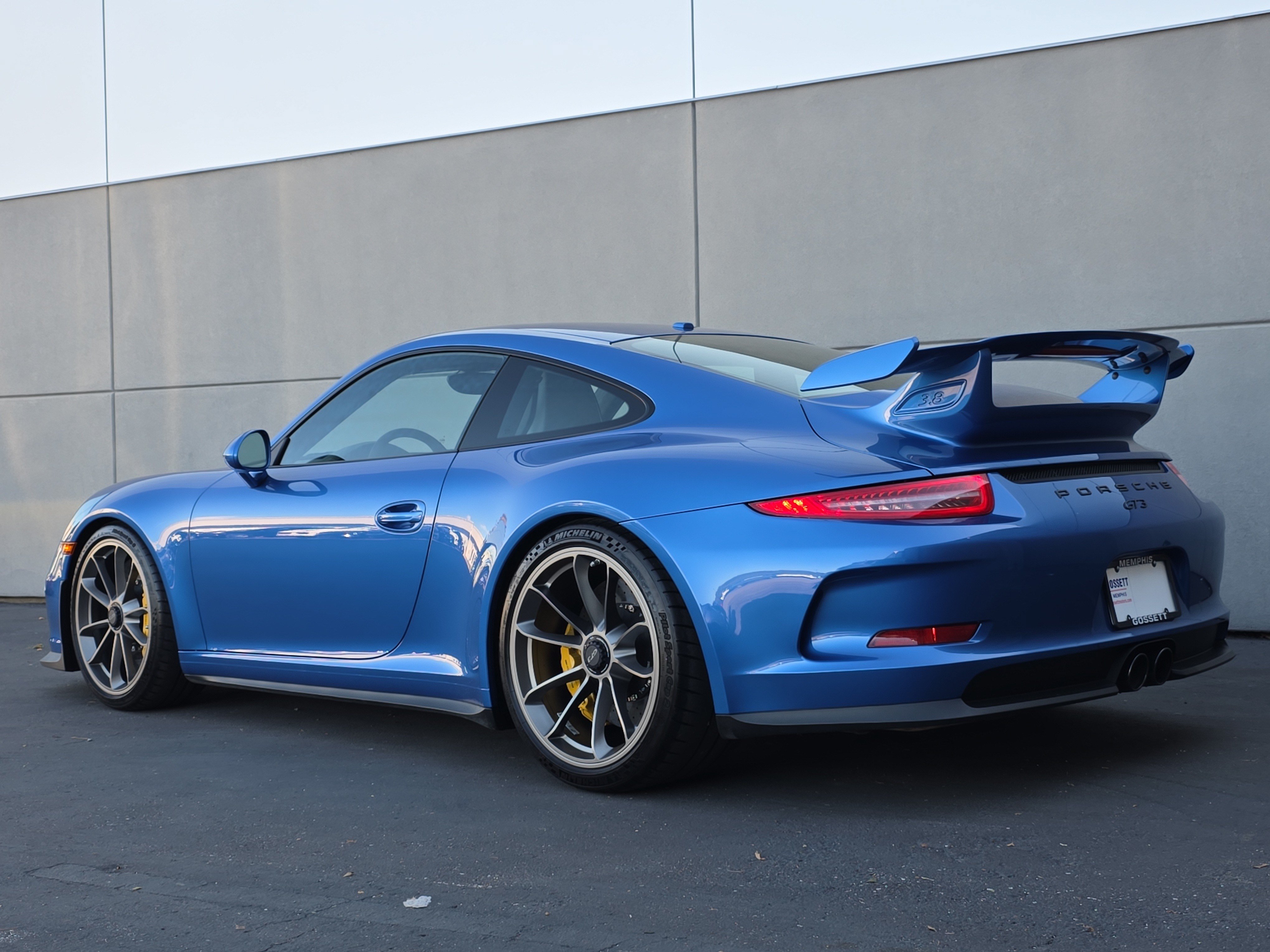 Certified 2015 Porsche 911 GT3 RWD image 3