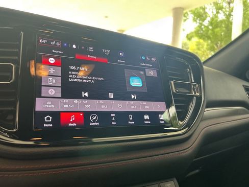 Certified 2023 Dodge Durango GT image 7