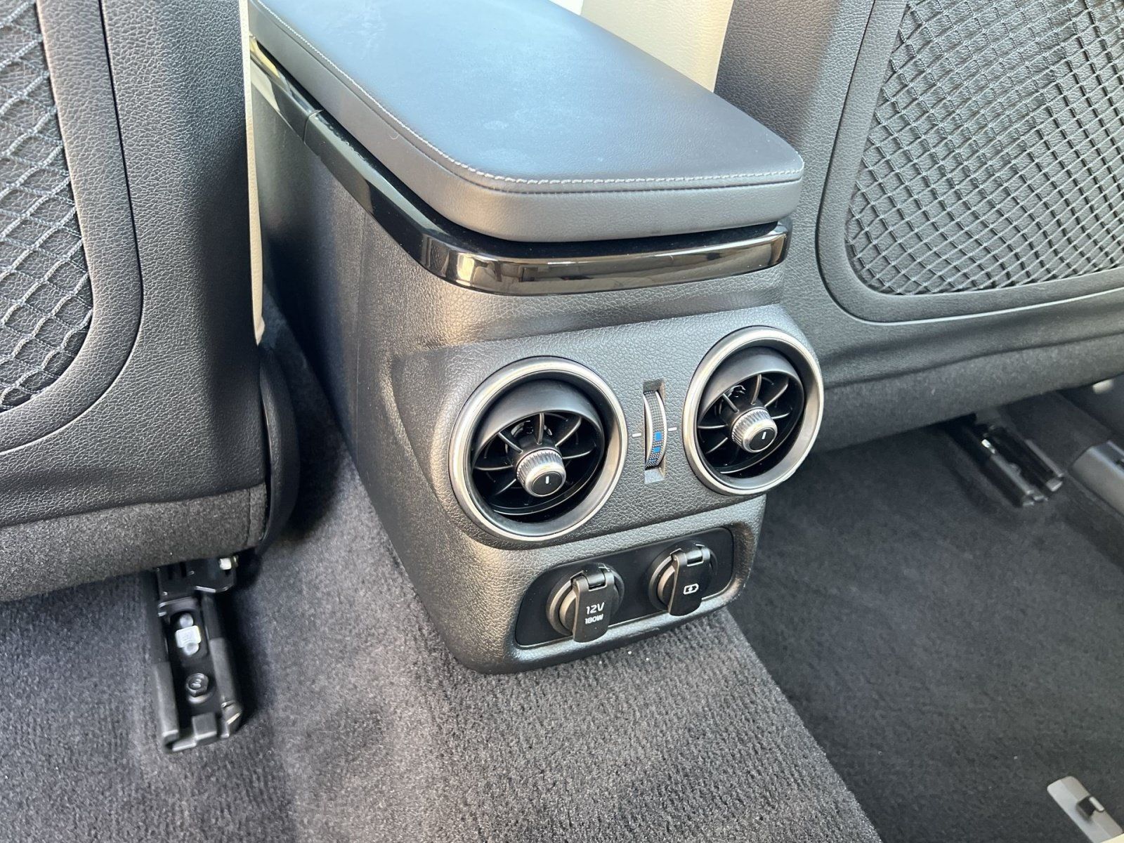 Used 2023 Kia Stinger GT-Line w/ Sun & Sound Package AWD/4WD image 64