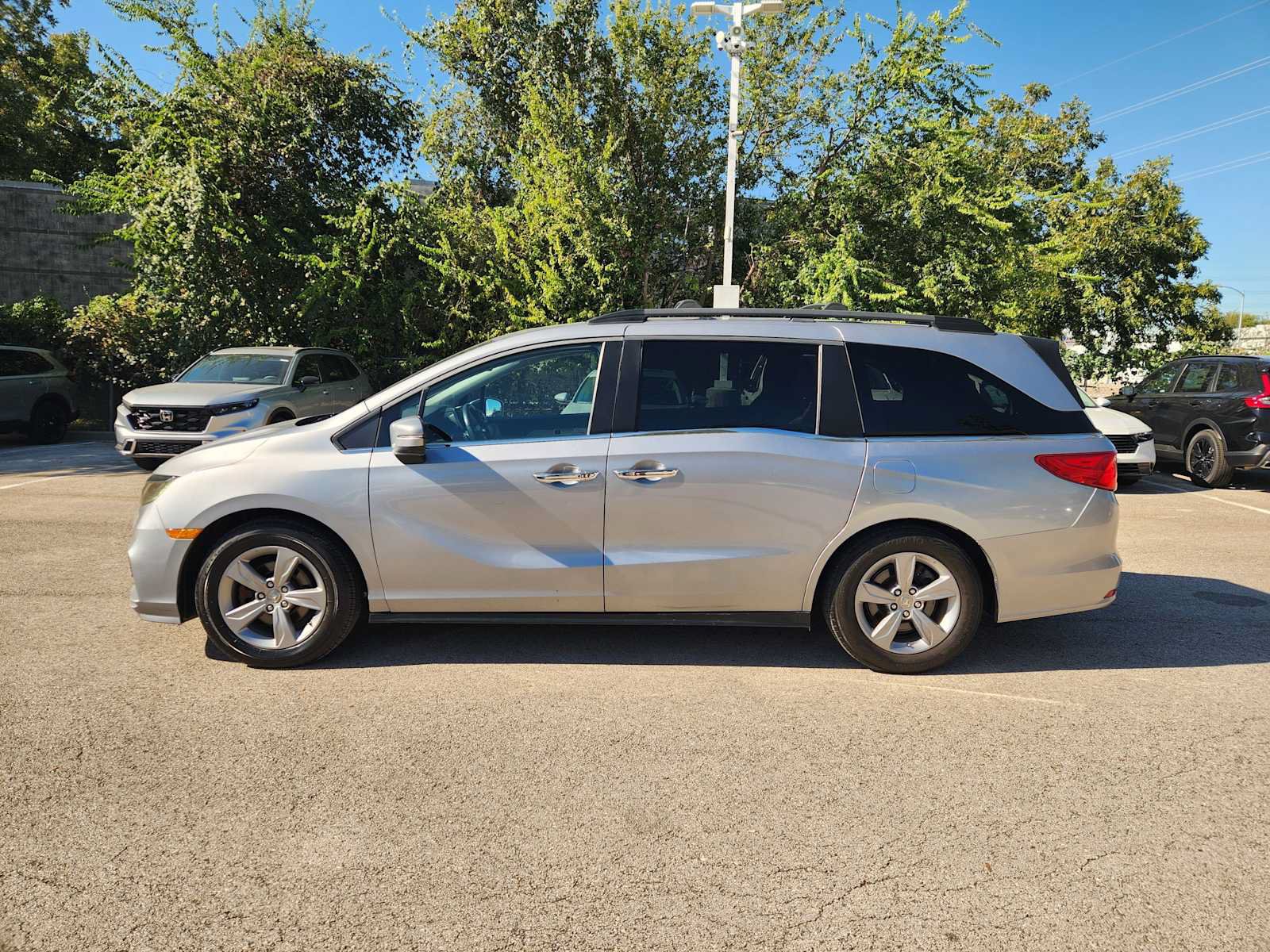 Used 2018 Honda Odyssey EX-L image 4