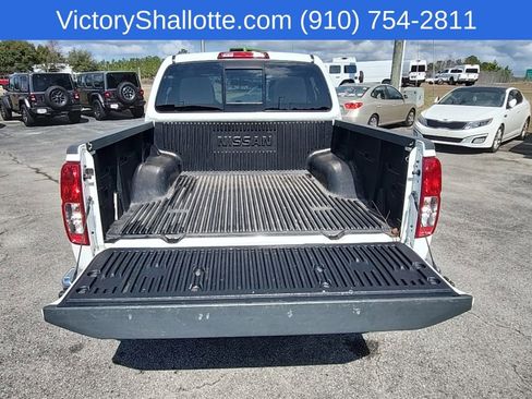 Used 2019 Nissan Frontier SV image 21