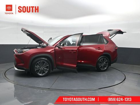Used 2026 Toyota Grand Highlander AWD Hybrid image 61