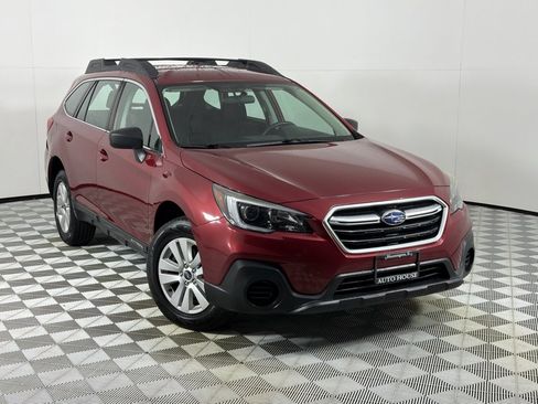 Used 2018 Subaru Outback 2.5i AWD/4WD image 2
