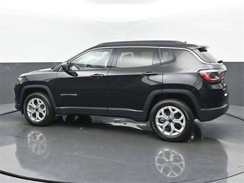 New 2025 Jeep Compass Latitude w/ Sun & Sound Group image 3
