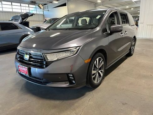Used 2024 Honda Odyssey Touring image 7